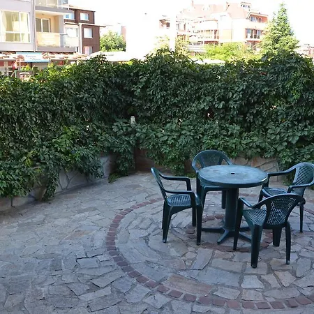 Jordan Apartment *